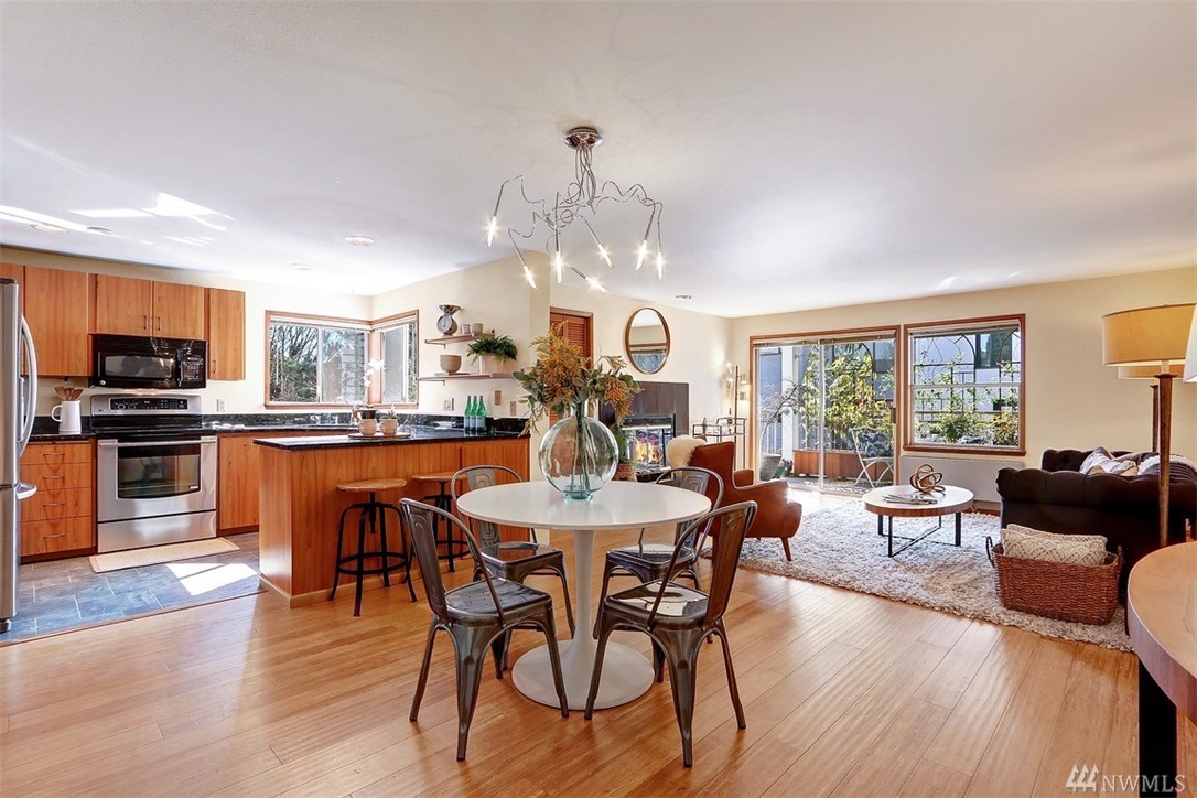 909 N 35th St Unit 301 Unit 301 Seattle WA 98103