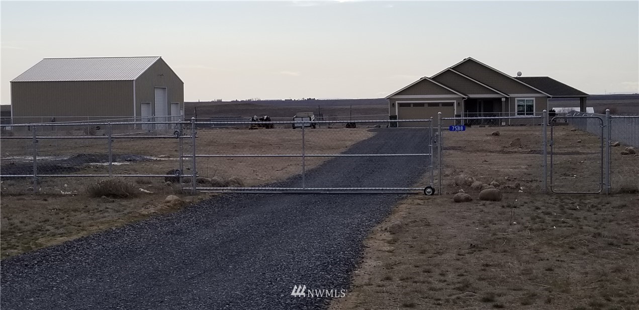 7588 NE Lake Vista Dr Moses Lake WA 98837