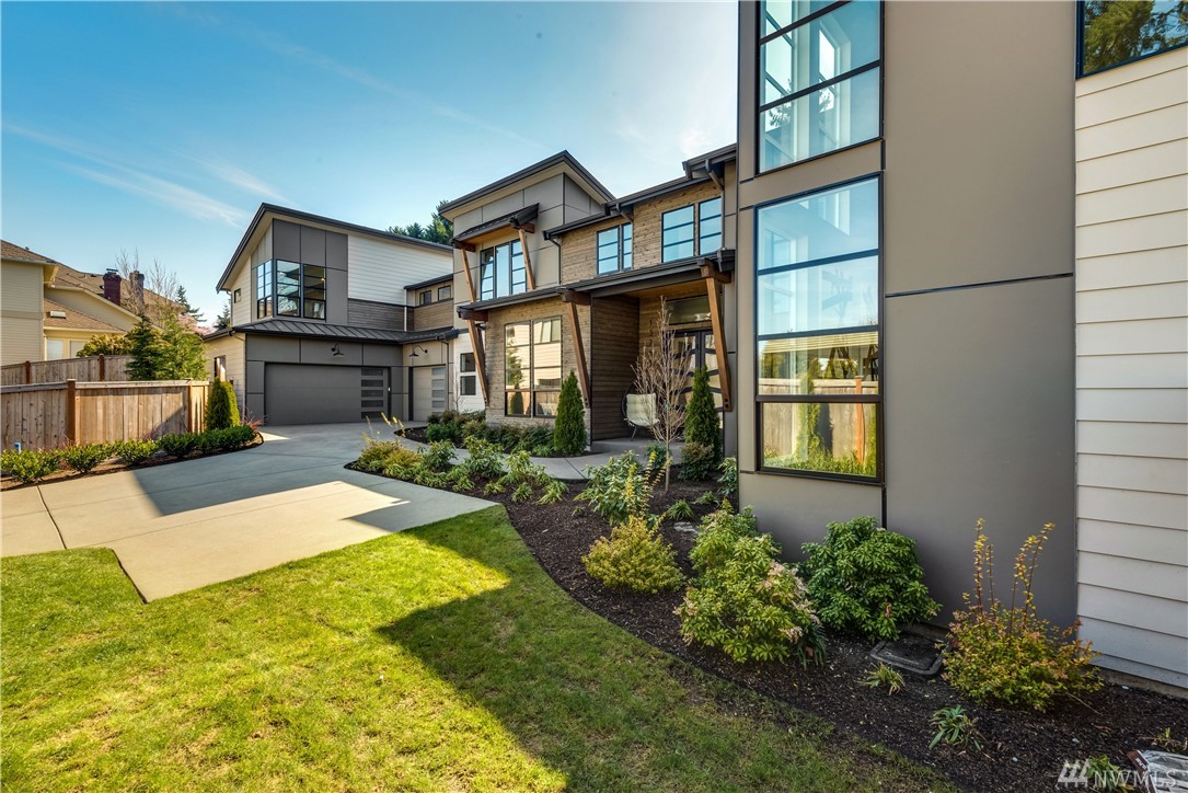 15765 SE 45th Pl Unit  Bellevue WA 98006