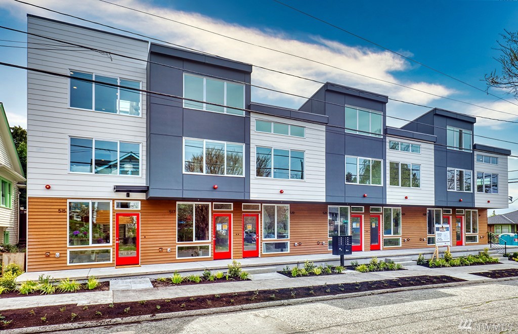 515 NW 70th St Seattle WA 98117