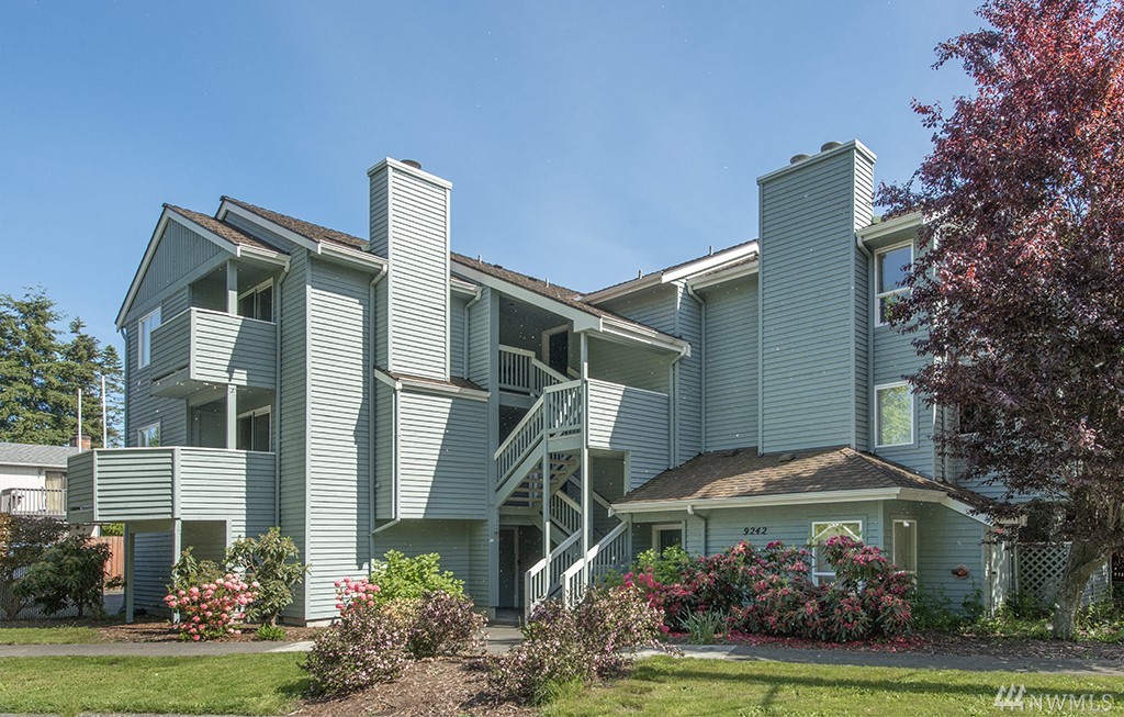 9242 Woodlawn Ave N Unit B Unit B Seattle WA 98103
