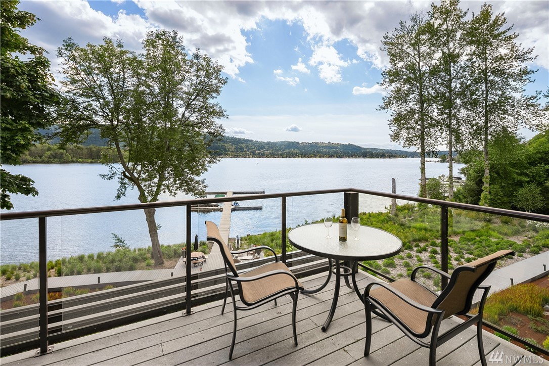 4323 E Lake Sammamish Pkwy SE Unit 302 Unit 302 Issaquah WA 98029