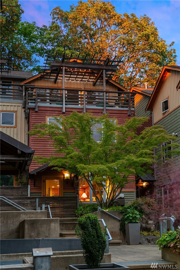 3824 Evanston Ave N Unit 6 Unit 6 Seattle WA 98103