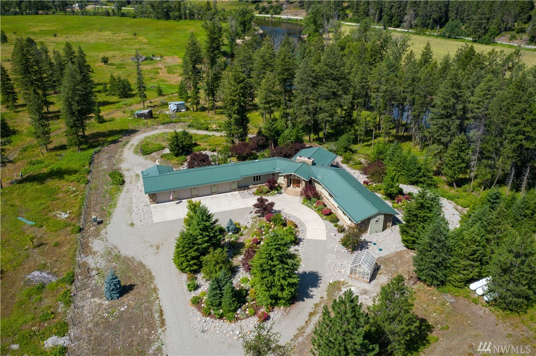 66 Wander Ln Unit  Danville WA 99121