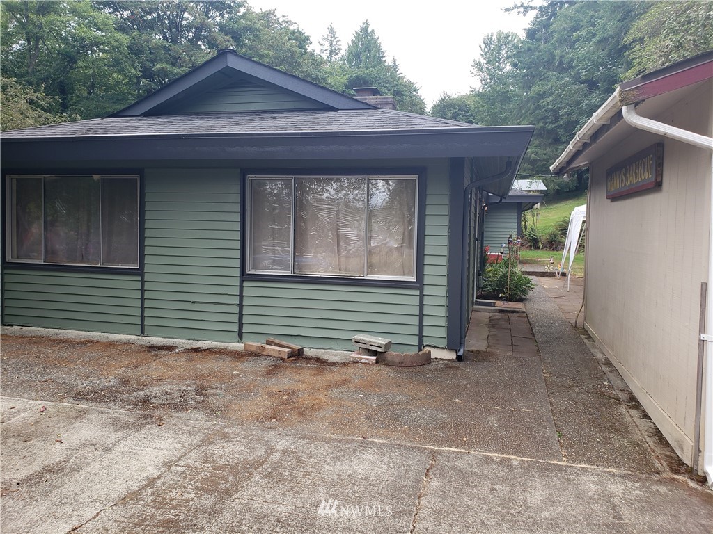 2867 Mountain View Rd E Port Gamble WA 98366