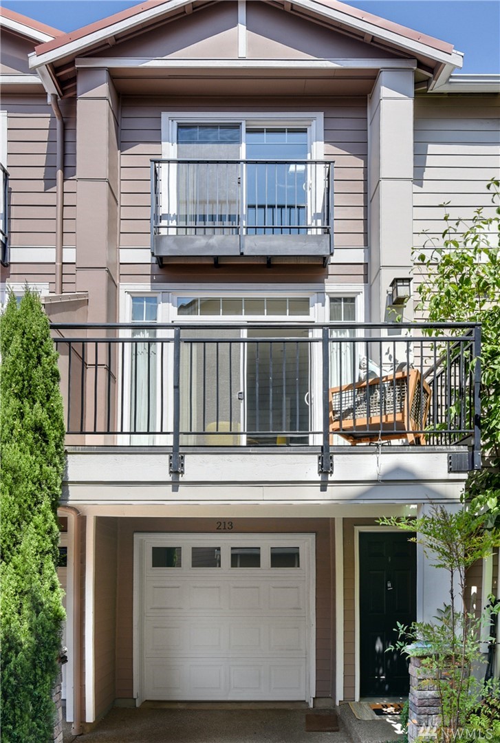 12721 SE 41st Pl Unit 213 Unit 213 Bellevue WA 98006