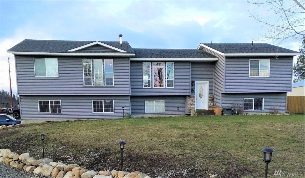 24821 E Rosewood Ave Newman Lake WA 99025