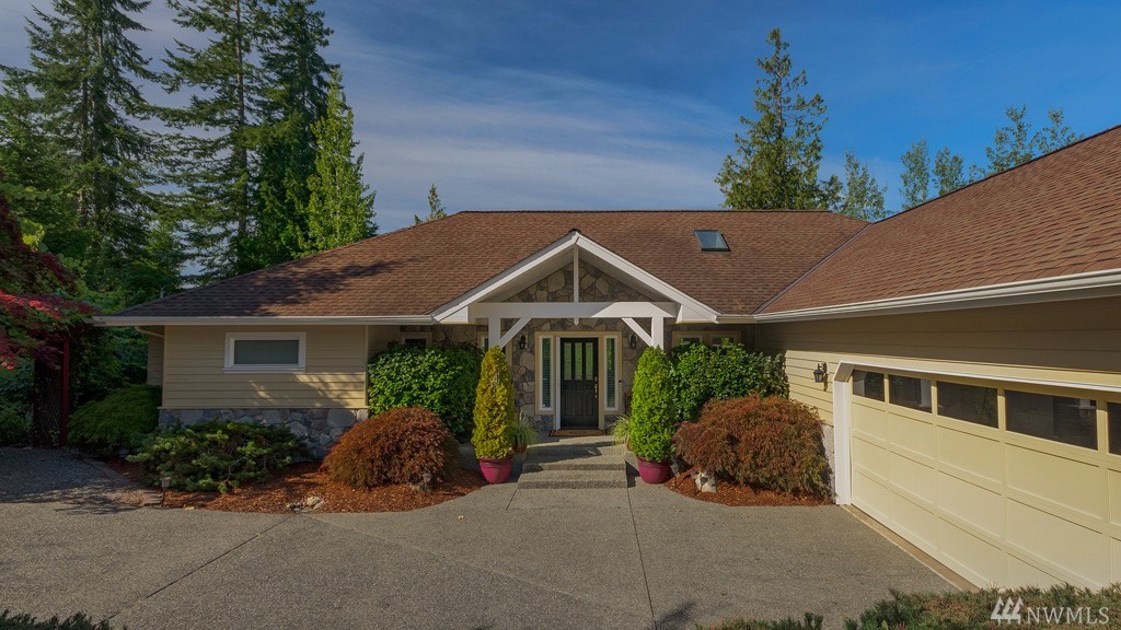 63 Red Cedar Ln Port Ludlow WA 98365