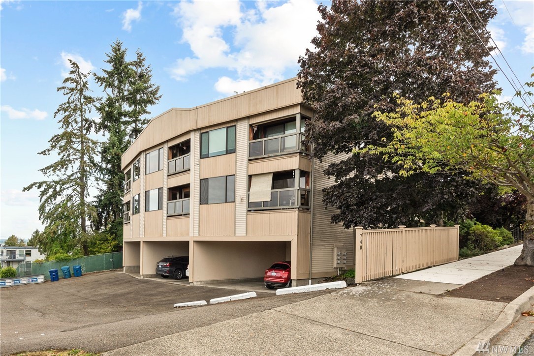 740 N 32nd St Unit 6 Unit 6 Renton WA 98056