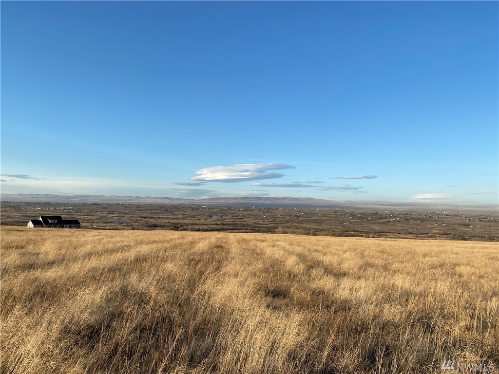 0 NKA Byron Hill Rd Mabton WA 98935
