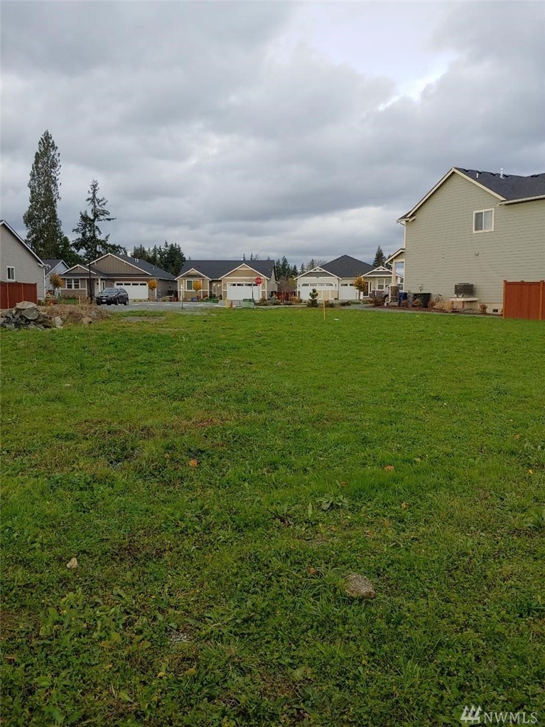 1688 River Walk Ln Unit  Burlington WA 98233