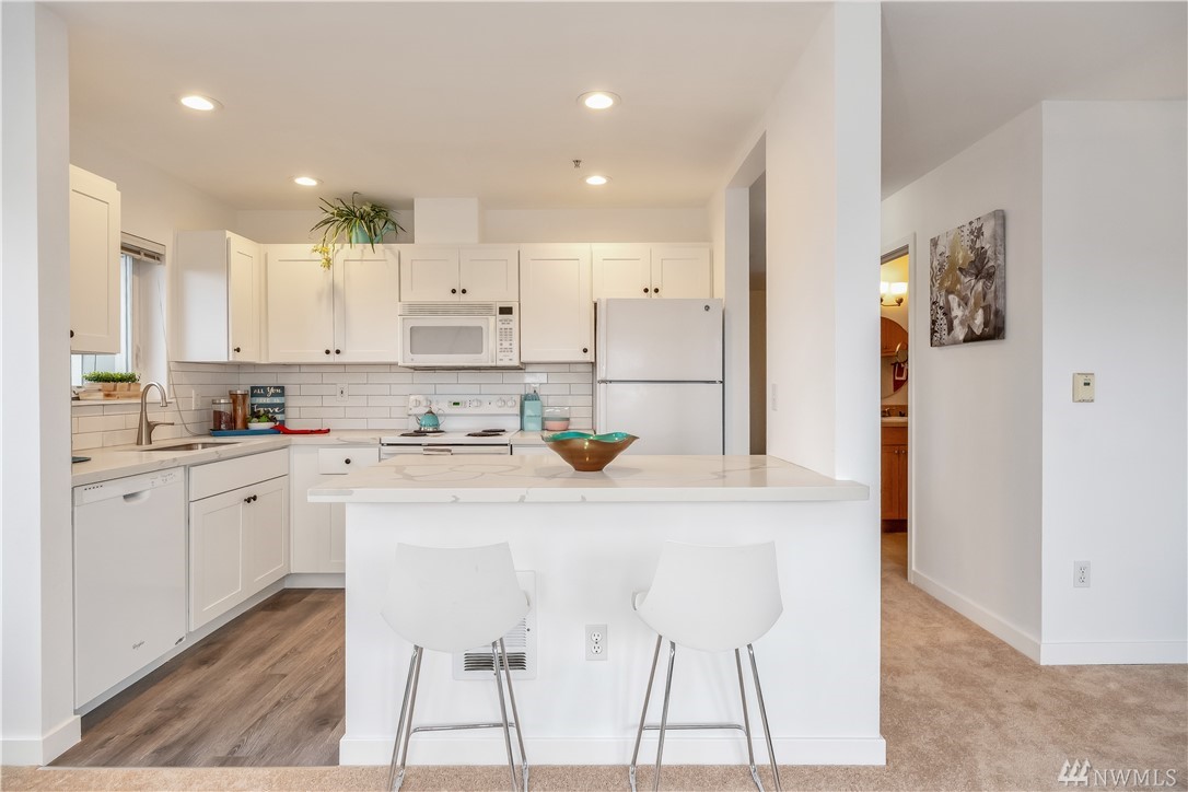 2101 N 55th St Unit 202 Unit 202 Seattle WA 98103