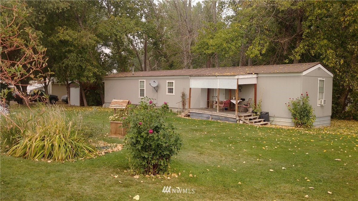 131 Charlotte Rd Cowiche WA 98923
