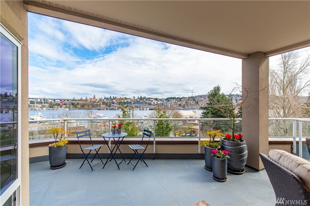 3300 Meridian Ave N Unit 209 Unit 209 Seattle WA 98103