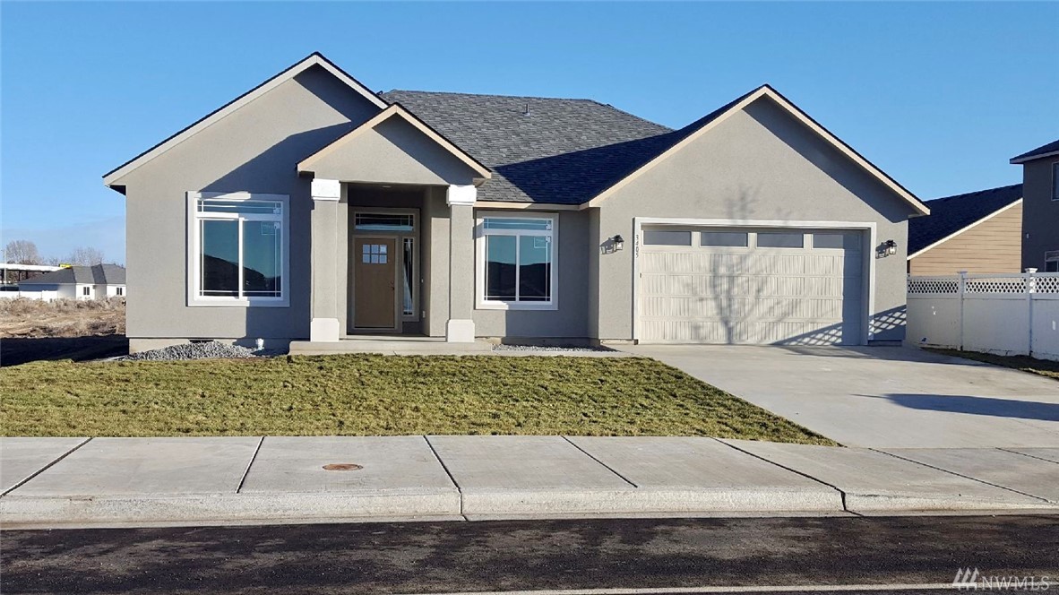 3405 W Lakeshore Dr Unit  Moses Lake WA 98837