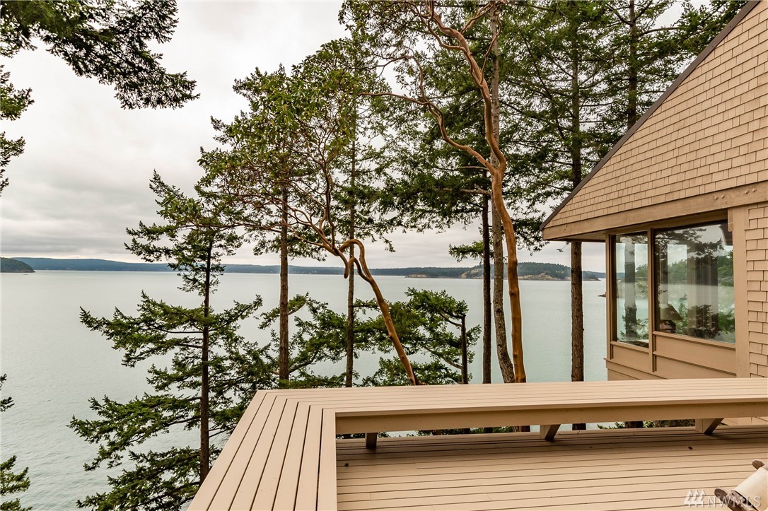 5614 Spencer Rd Blakely Island WA 98222
