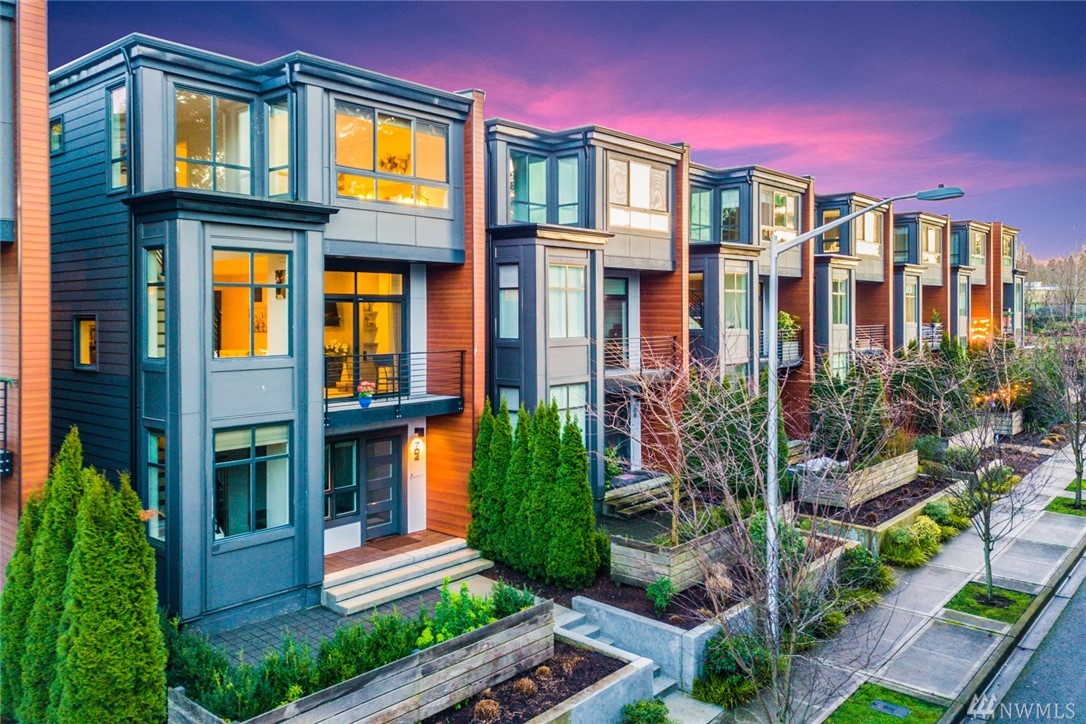 704 3rd Pl S Unit 2 Unit 2 Kirkland WA 98033