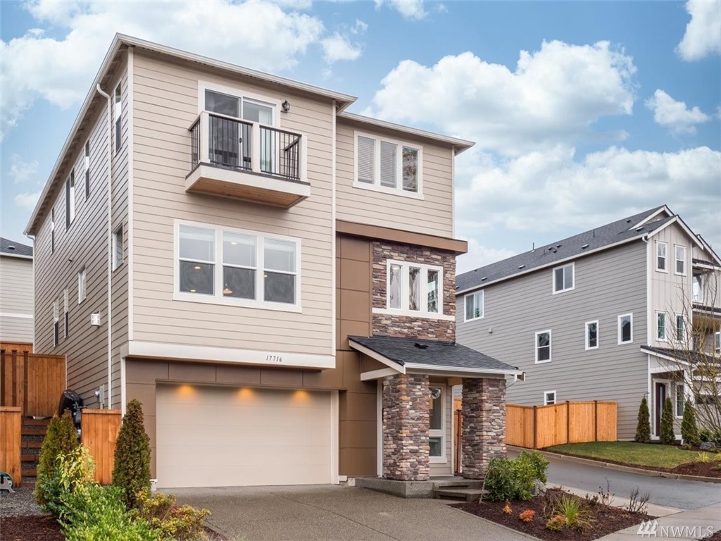 17716 41st Dr SE Unit  Bothell WA 98012