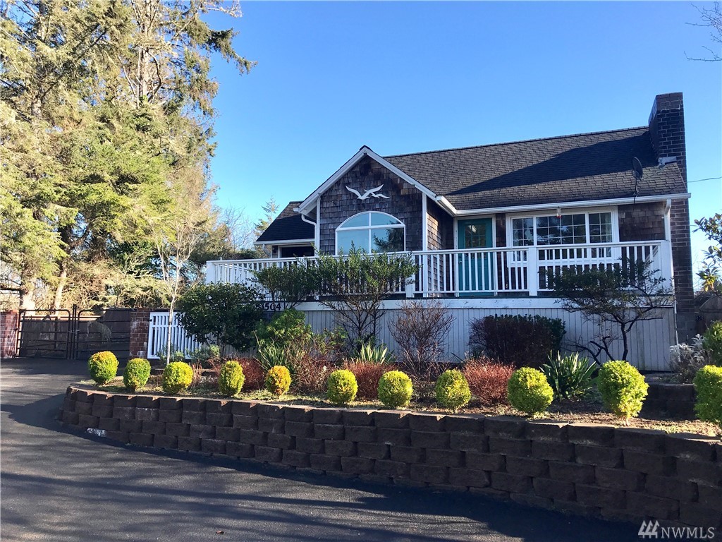 3504 Seabreeze Ave Unit  North Cove WA 98590