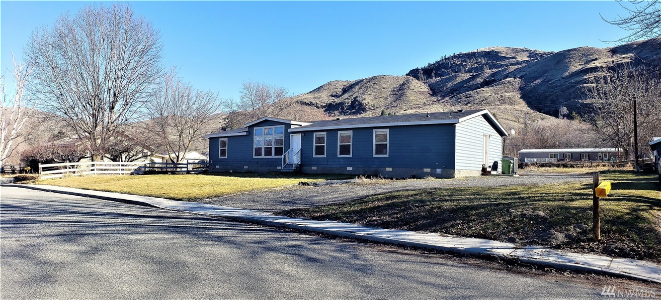34 N Front St Unit  Elmer City WA 99124
