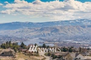 296 Burch Hollow Ln Unit  Wenatchee WA 98801