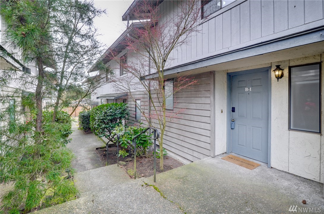 19230 15th Ave NE Unit B1 Unit B1 Shoreline WA 98155