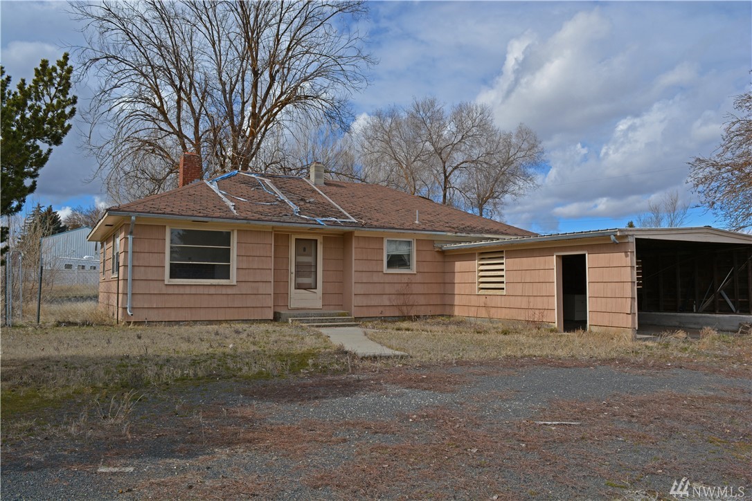 18 S 6th St Unit  Almira WA 99103