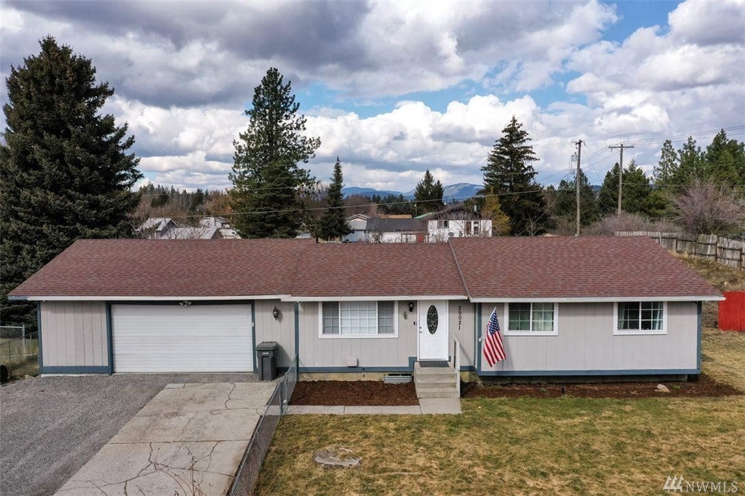 25021 E Roxanne Ave Newman Lake WA 99025