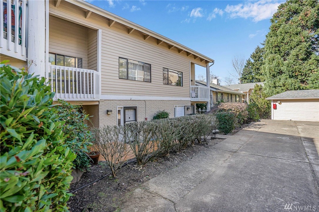 12840 SE 40th Ct Unit E2 Unit E2 Bellevue WA 98006
