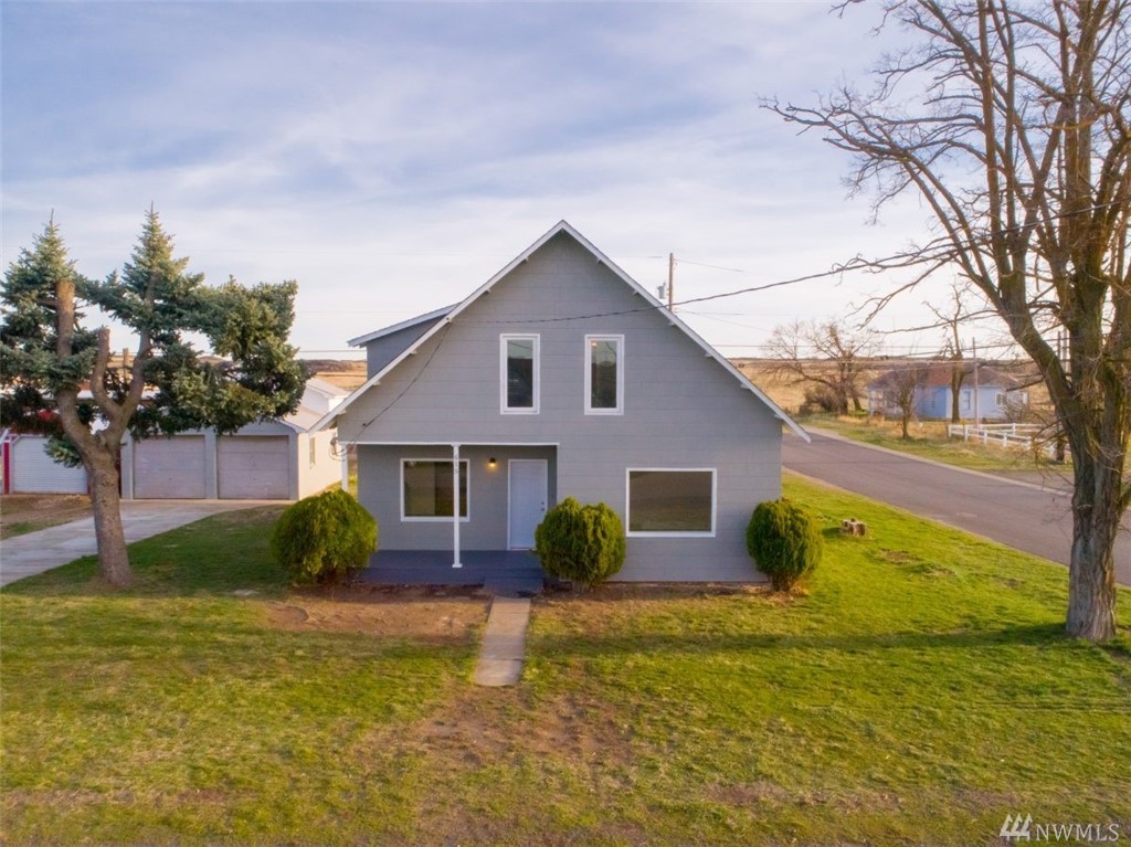 615 W 4th St Sprague WA 99032
