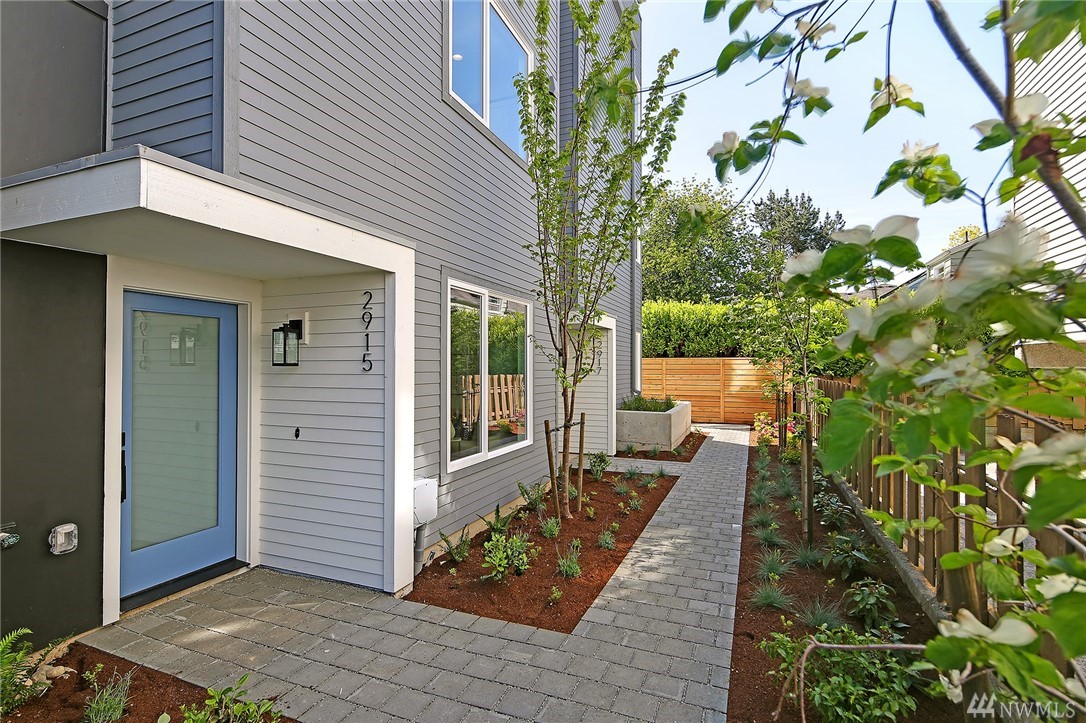 2915 NW 85th St Seattle WA 98117