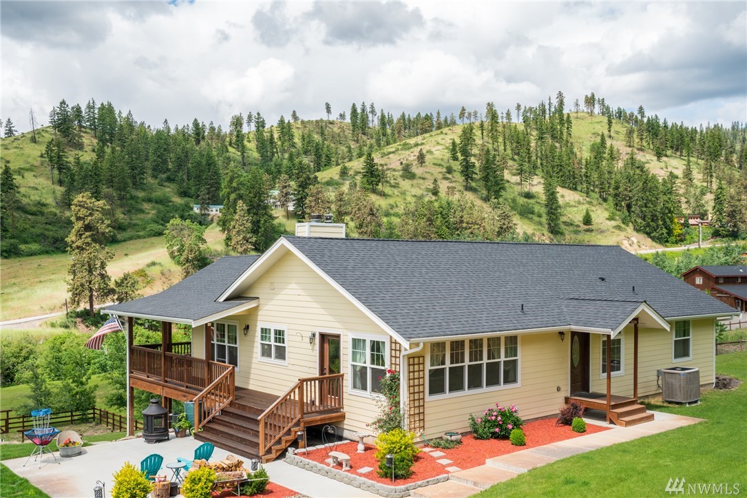 8157 Williams Canyon Rd Dryden WA 98821