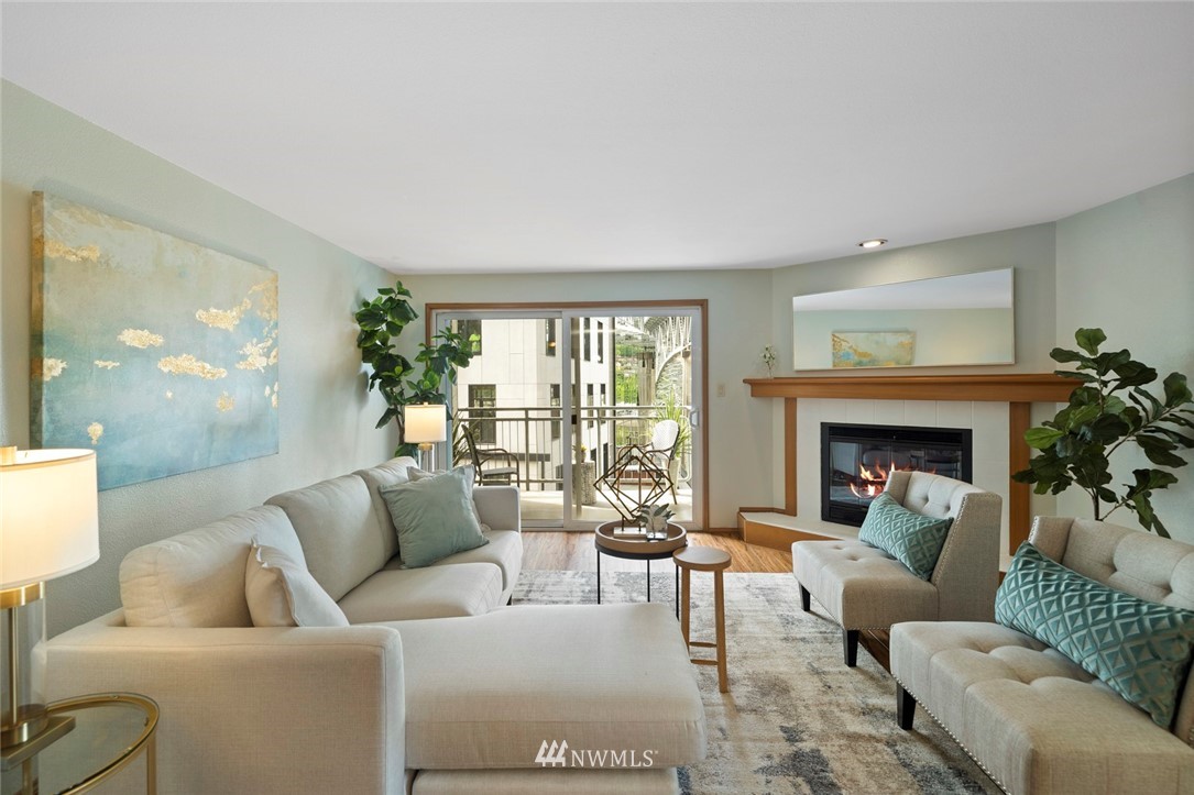 909 N 35th St Unit 303 Unit 303 Seattle WA 98103