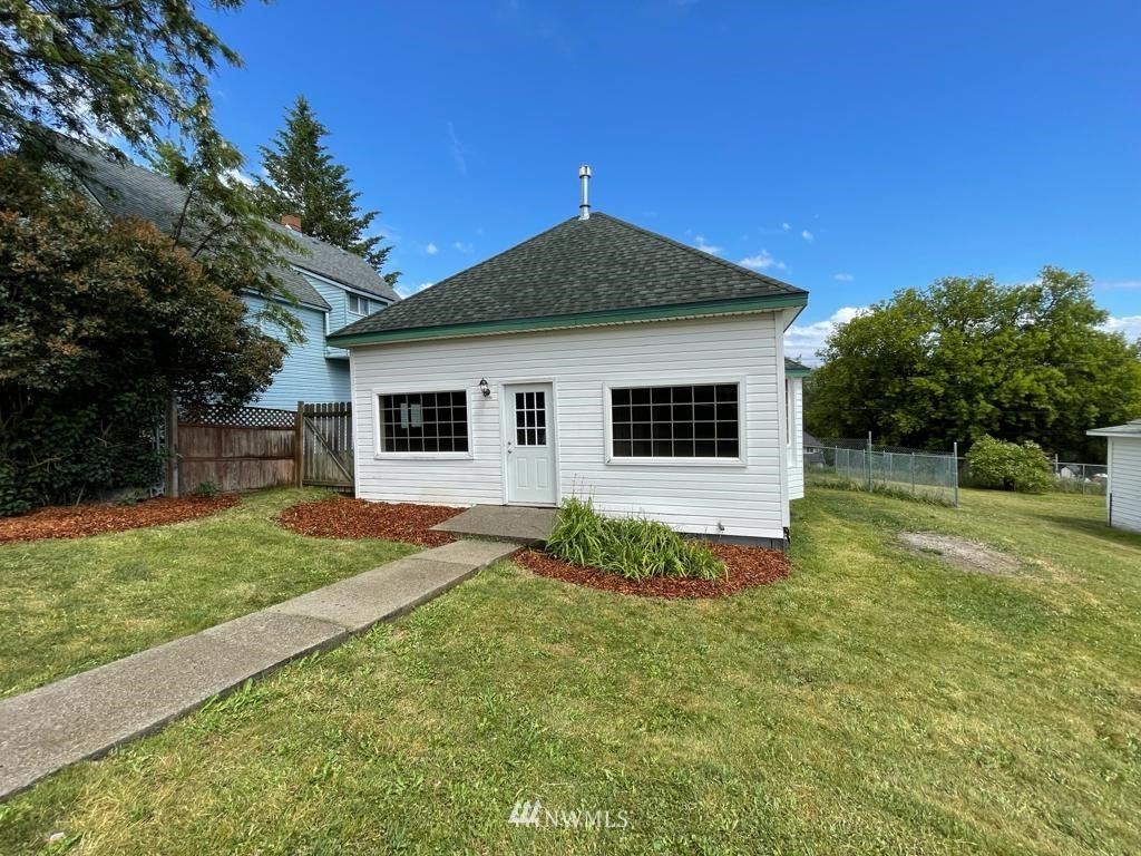 512 S Lebo St Tekoa WA 99033
