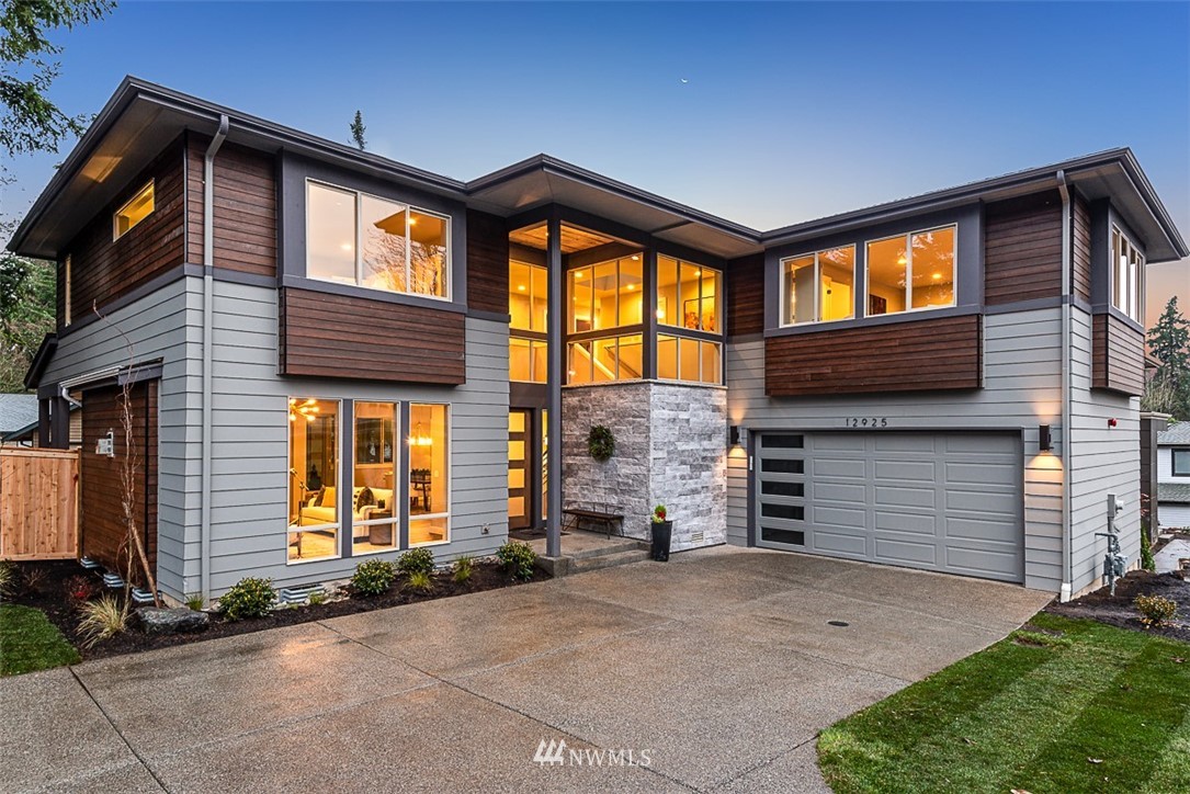 12301 NE 107th St Unit  Kirkland WA 98033