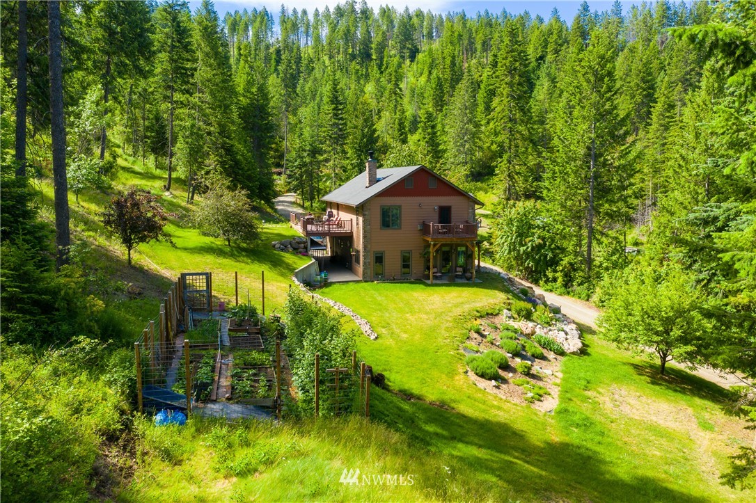 1895 Blue Creek Rd W Addy WA 99101