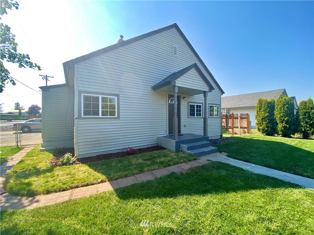 2716 S 3rd St Union Gap WA 98903