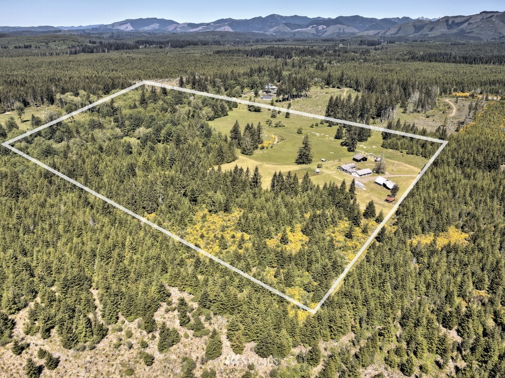 251 W Beeville Rd Matlock WA 98560