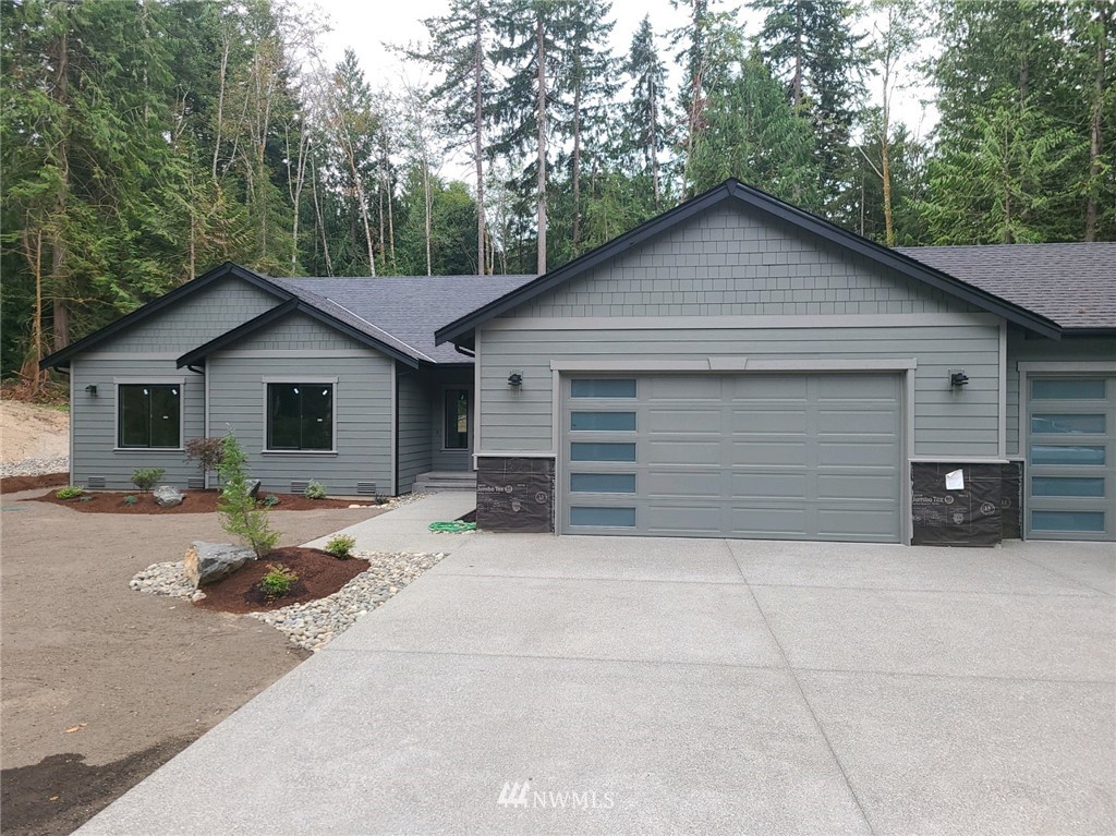 1382 SW Chipmunk Hill Ln Port Orchard WA 98367