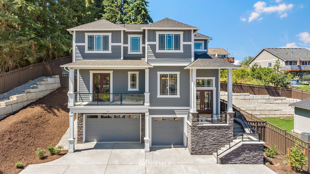 612 20th Ave Ct SW Unit  Puyallup WA 98371