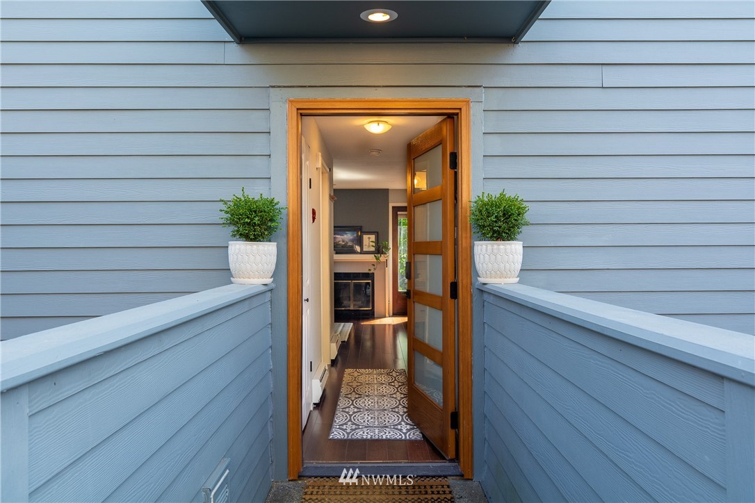 756 N 72nd St Unit 101 Unit 101 Seattle WA 98103