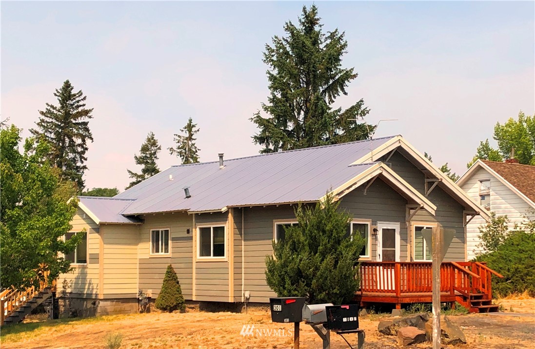 301 N 2nd Harrington WA 99134