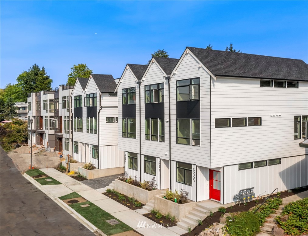 5032 Sand Point Pl NE Unit  Seattle WA 98105