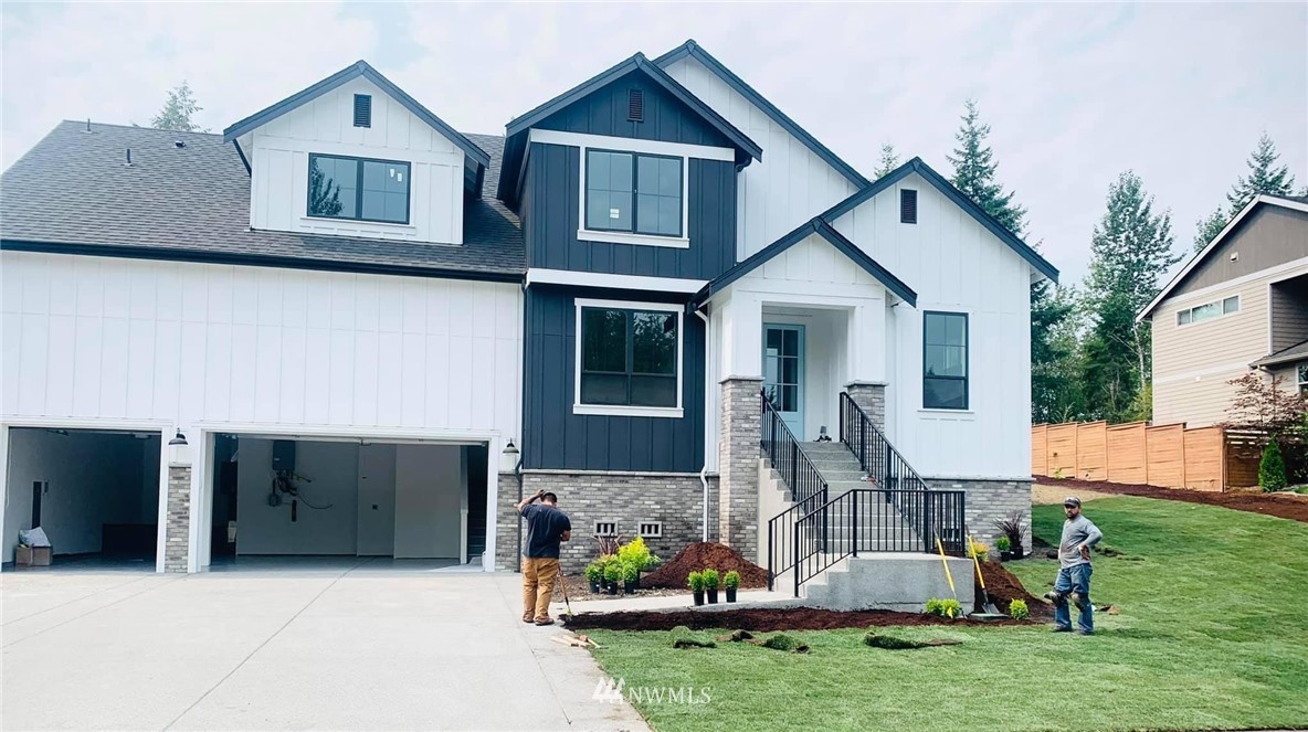 13807 190th Ave E Unit  Bonney Lake WA 98391