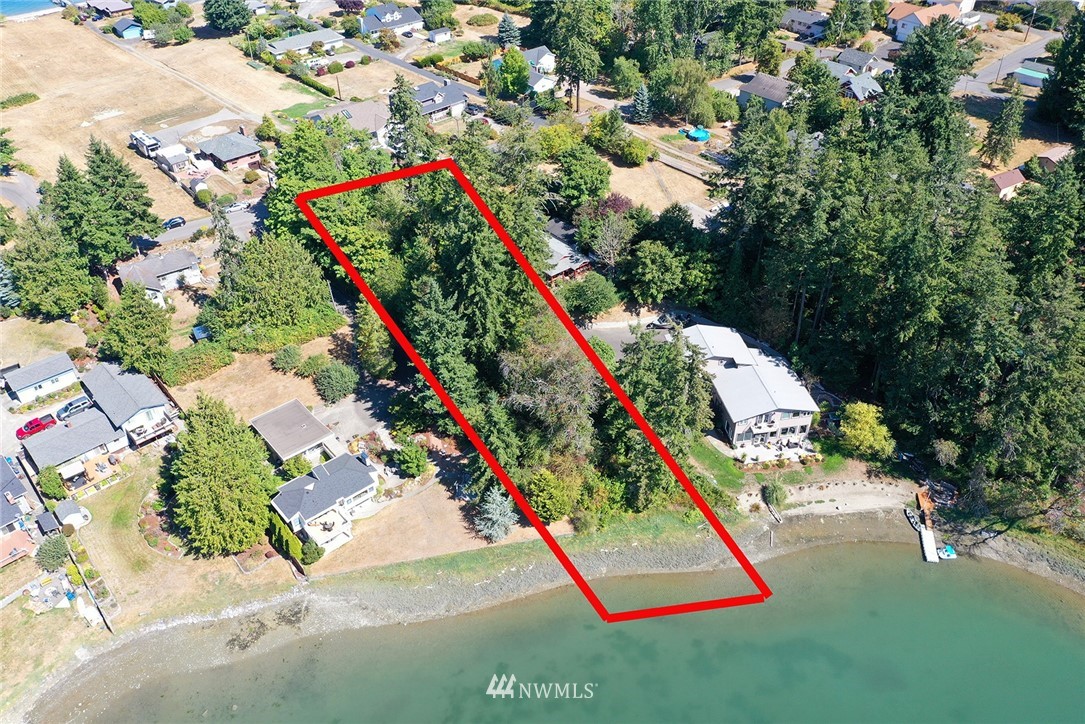 NE Petterson St Keyport WA 98345