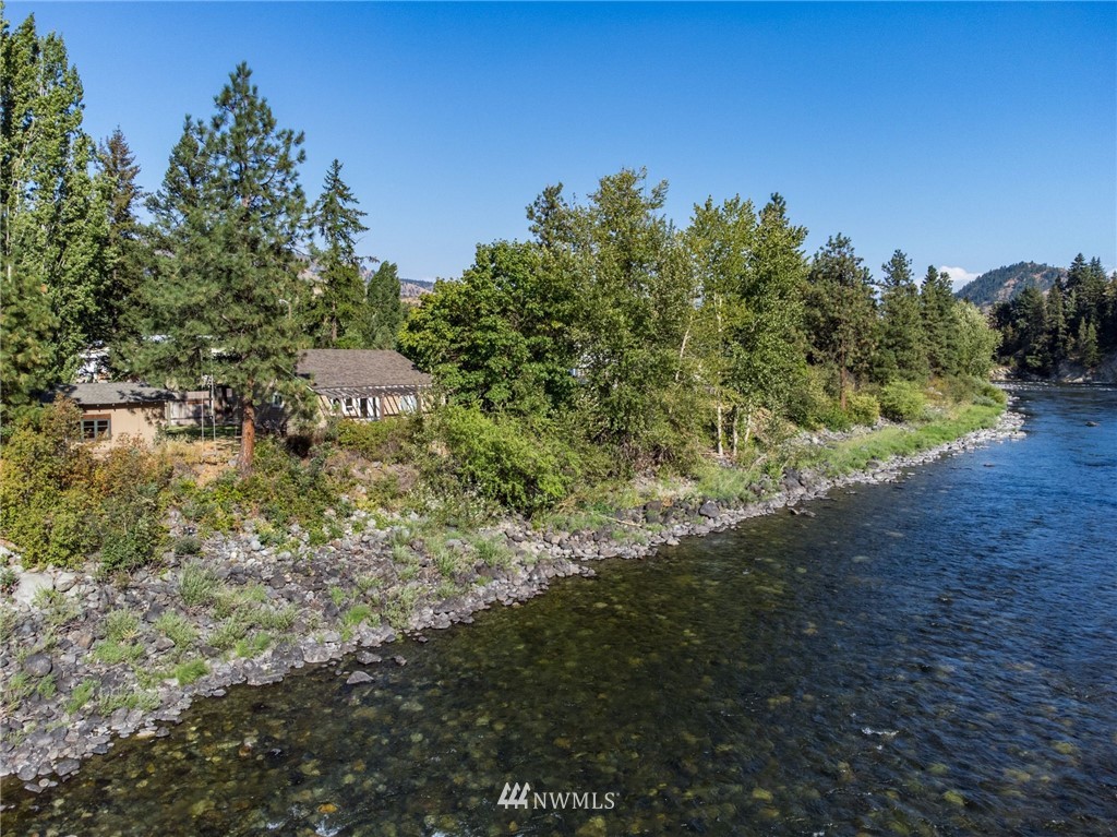 8833 Joesephine Dryden WA 98821