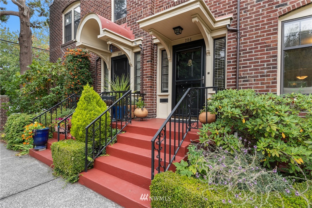 4800 Fremont Ave N Unit 204 Unit 204 Seattle WA 98103