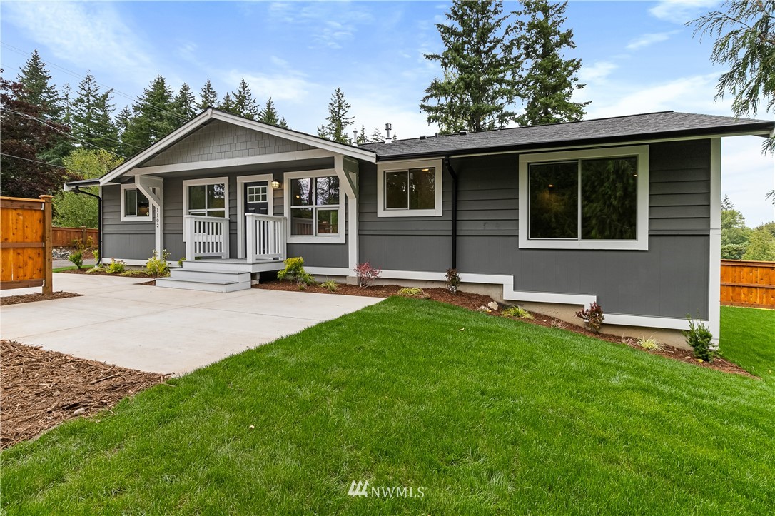 1102 Yew St Bellingham WA 98229