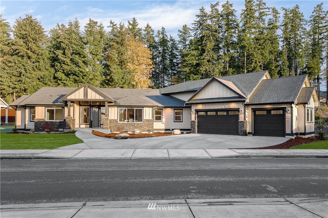 151 Mountain Crest Ln Unit  Eatonville WA 98328