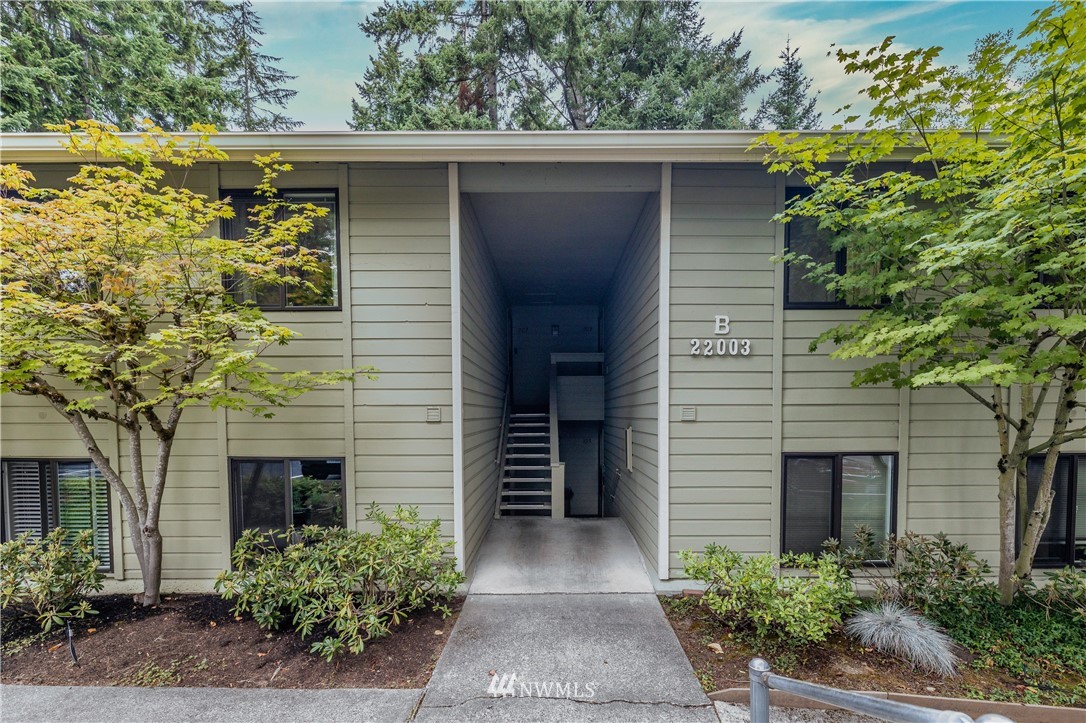 22003 56th Ave W Unit B202 Unit B202 Mountlake Terrace WA 98043